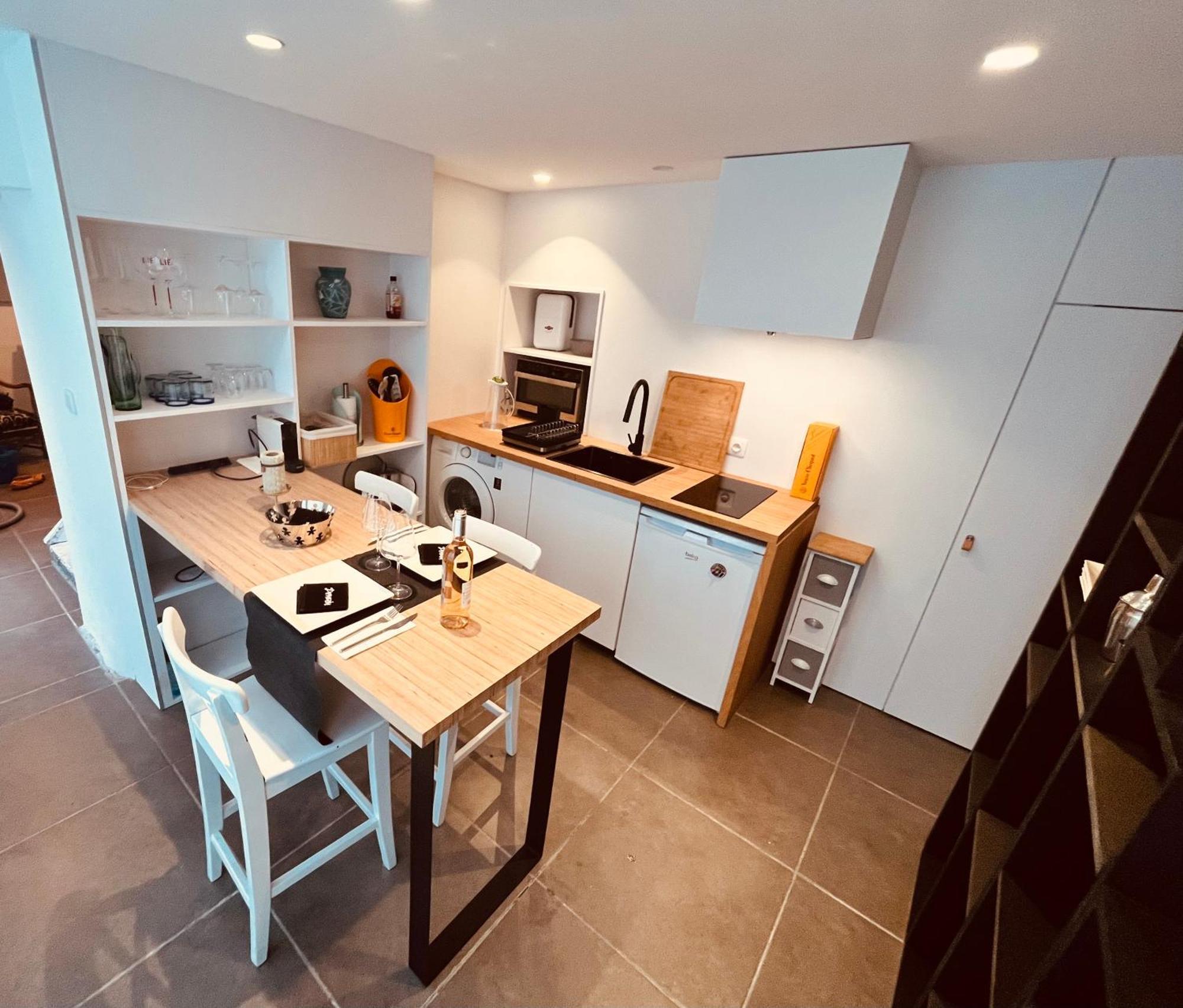 La Maison Mythique Andenne Экстерьер фото