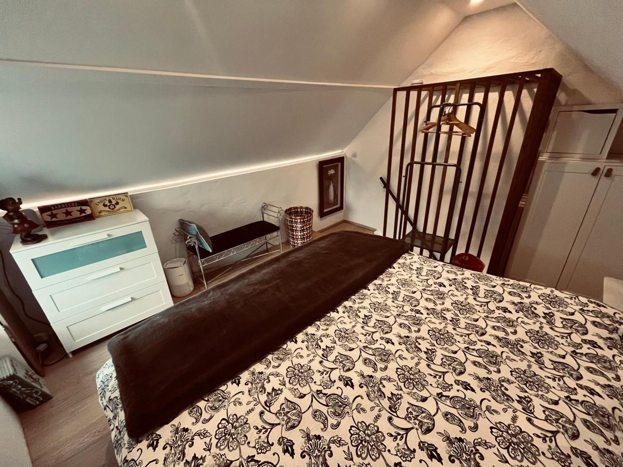La Maison Mythique Andenne Экстерьер фото