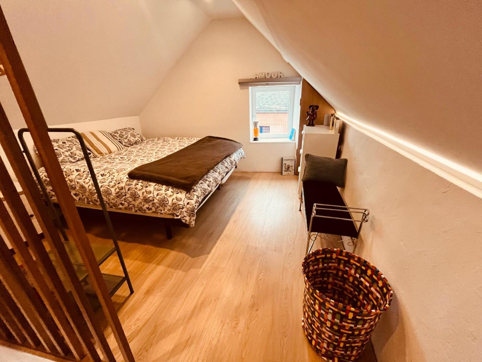 La Maison Mythique Andenne Экстерьер фото