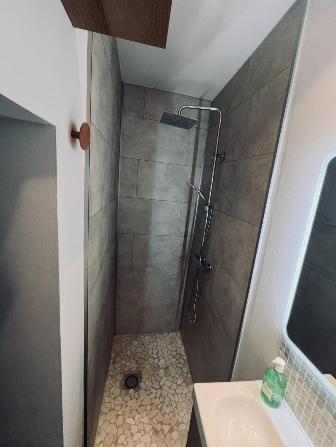 La Maison Mythique Andenne Экстерьер фото
